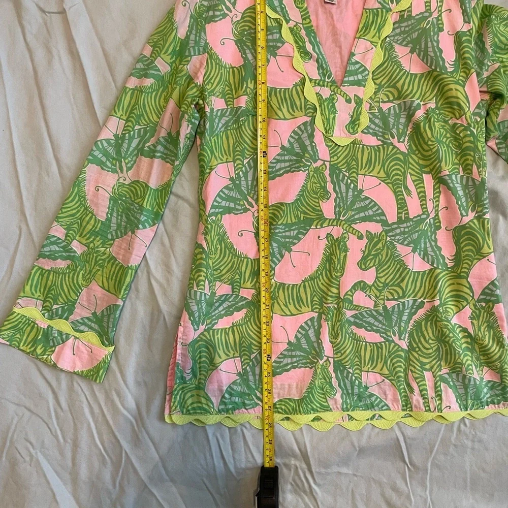 Lilly Pulitzer Zebra and Butterfly Tunic - Picture 4 of 10